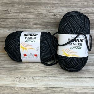 Yarnspirations bernat maker outdoor black 2 pack 249yds fade resistant